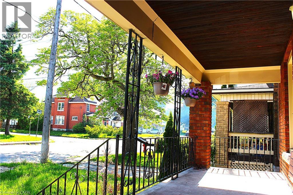 Residential in Niagara Falls 4