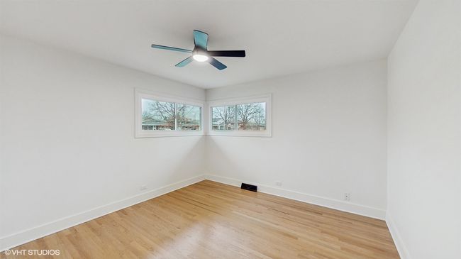 384 E Aberdeen Ct, House other with 3 bedrooms, 3 bathrooms and 2 parking in Elmhurst IL | Image 13
