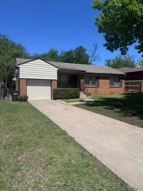 1103 Bedford Drive, Nichols Hills, OK, 73116 | Card Image