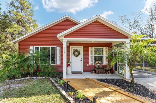 7 Bay Court Pass, Ocklawaha, FL, 32179-5602 | Card Image