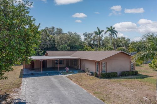 2215 Marilyn Ln, FORT MYERS, FL, 33905-4709 | Card Image