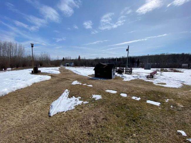 11025 Highway 35, House detached with 3 bedrooms, 1 bathrooms and 8 parking in Keg River AB | Image 35