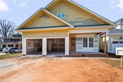 236 Glade View Ct, Winston Salem, NC, 27101-1179 | Card Image