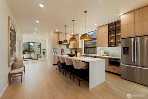 10328 14th Ave Nw, Seattle, WA, 98177-5304 | Card Image