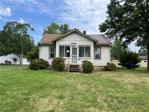 355 E Michigan Ave, Sebring, OH, 44672-1553 | Card Image