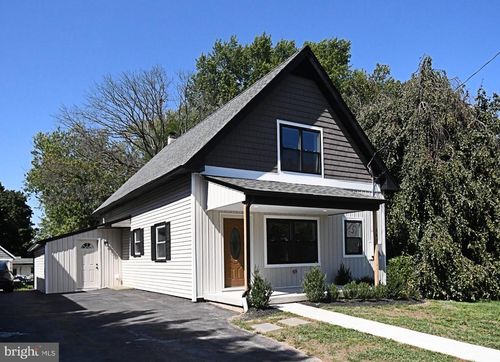 341 Laurelwood Rd, POTTSTOWN, PA, 19465-6919 | Card Image