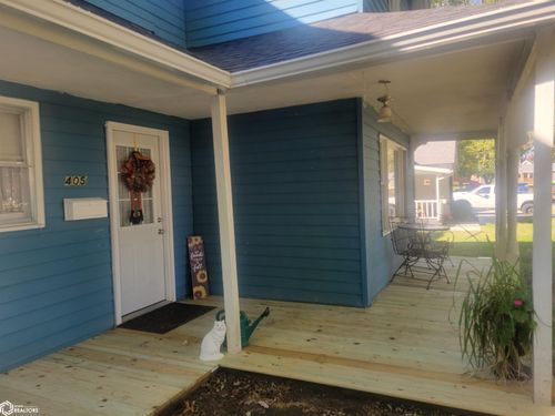 405 W Monroe St, Mount Ayr, IA, 50854-1811 | Card Image