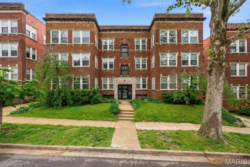 3e-6306 Southwood Ave, Saint Louis, MO, 63105-3177 | Card Image