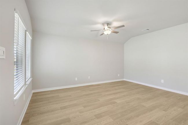 18758 Bliss Pl, House other with 3 bedrooms, 2 bathrooms and 2 parking in New Caney TX | Image 13