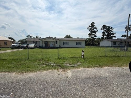 2001 Clover Dale Cir, Cordele, GA, 31015-4716 | Card Image