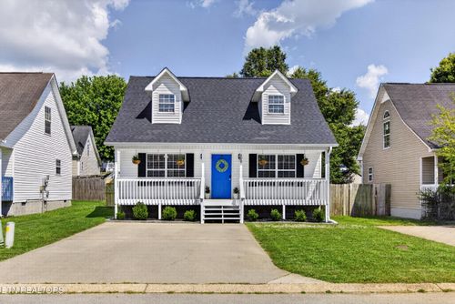 3030 Holly Brook Cir Ne, Cleveland, TN, 37323-5997 | Card Image