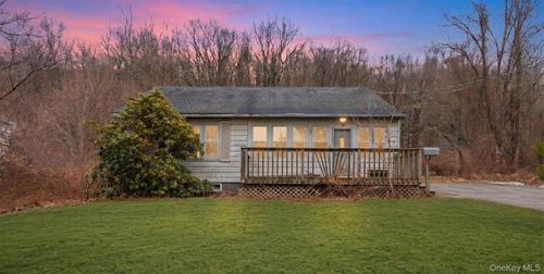 2 Wagon Ln, Brewster, NY, 10509-6103 | Card Image