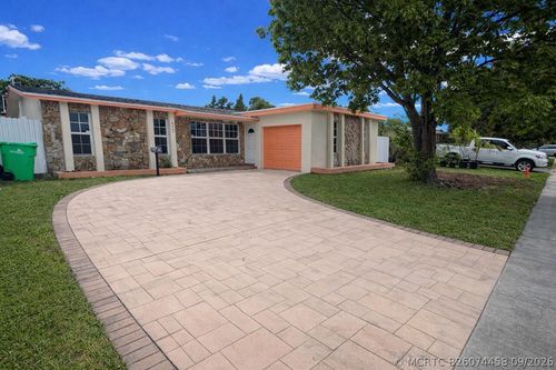 8630 Nw 24th Ct, Sunrise, FL, 33322-3304 | Card Image