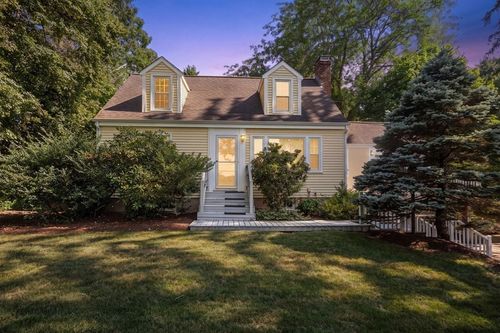 167 Glezen Ln, Wayland, MA, 01778-1508 | Card Image