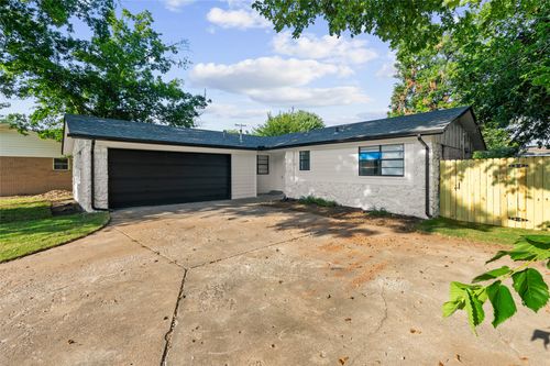 1017 N Hickory Place, Broken Arrow, OK, 74012 | Card Image