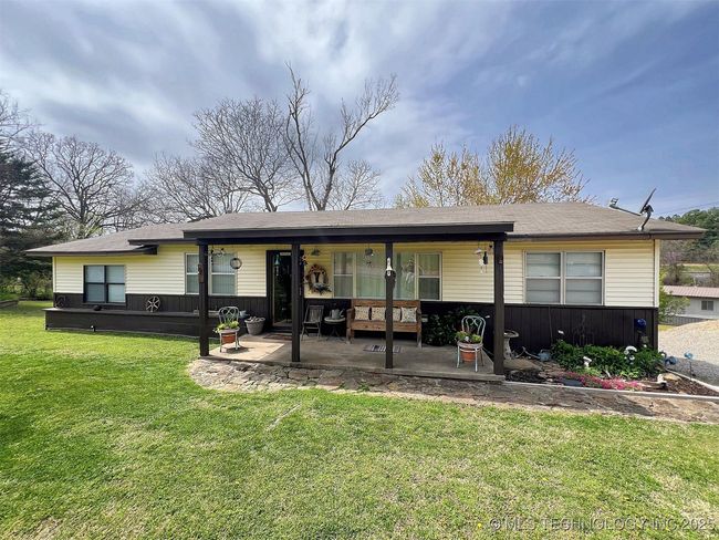1804 S 3 Rd St, House other with 4 bedrooms, 2 bathrooms and null parking in Stilwell OK | Image 8