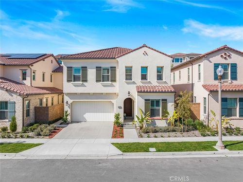 100 Bright Star, Irvine, CA, 92618-3553 | Card Image