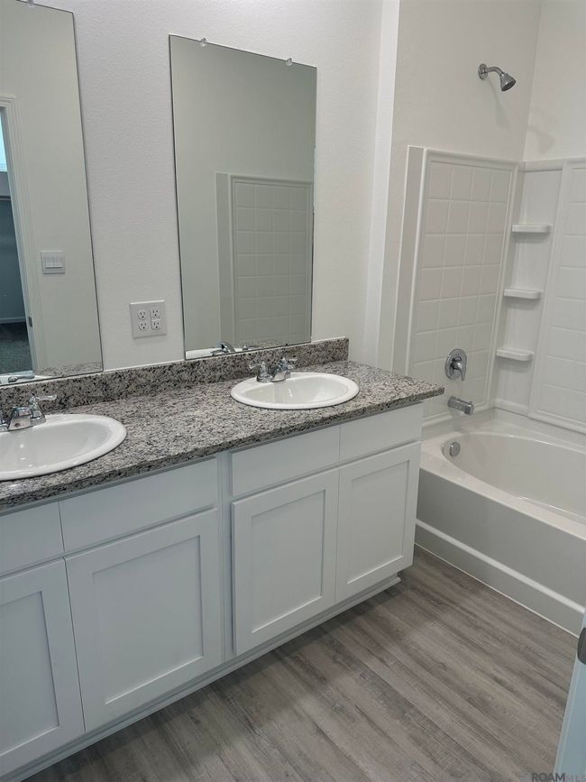 943 Renova Drive, House other with 4 bedrooms, 2 bathrooms and null parking in Baton Rouge LA | Image 5