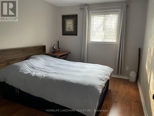 226 Country Club Dr, Guelph, ON, N1E3L2 | Card Image