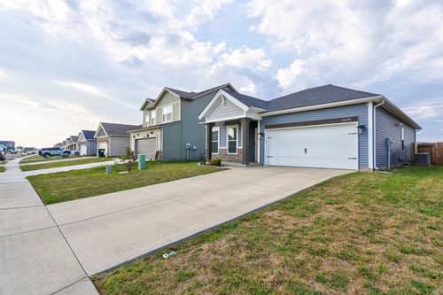 4674 Alaina Dr, Newburgh, IN, 47630-0031 | Card Image