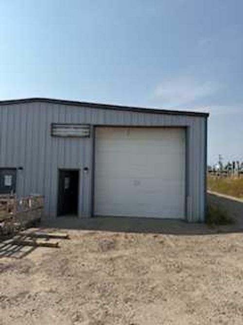 10006 98 St, Grande Cache, AB, T0E0Y0 | Card Image