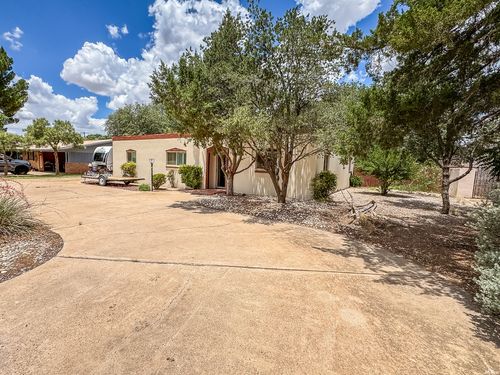 616 Mesa St E, Hobbs, NM, 88240 | Card Image