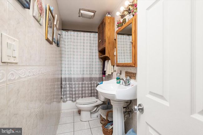 1011 W 4 Th St, Home with 3 bedrooms, 1 bathrooms and null parking in Florence NJ | Image 11