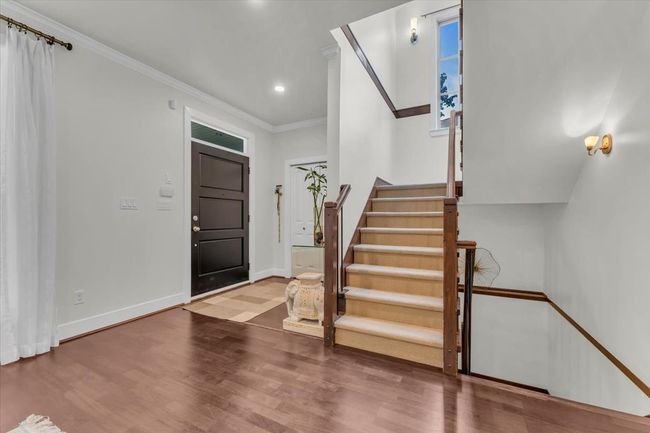 266 W 17 Th Street, Townhouse with 4 bedrooms, 3 bathrooms and 1 parking in North Vancouver BC | Image 7