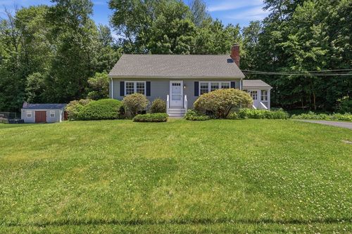 27 Richardson Road, Hudson, MA, 01749 | Card Image