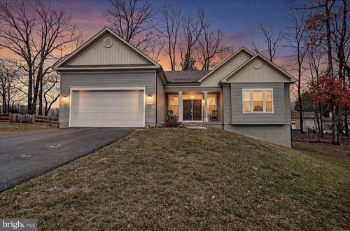 7792 Old Receiver Rd, FREDERICK, MD, 21702-2755 | Card Image