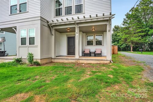231 Hoskins Avenue Drive, Charlotte, NC, 28208 | Card Image