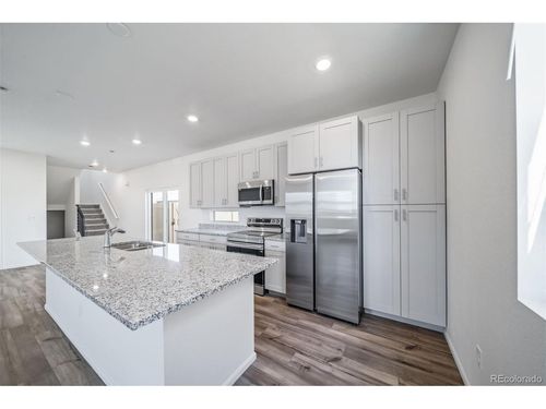 10087 Scranton Ct, Commerce City, CO, 80022 | Card Image