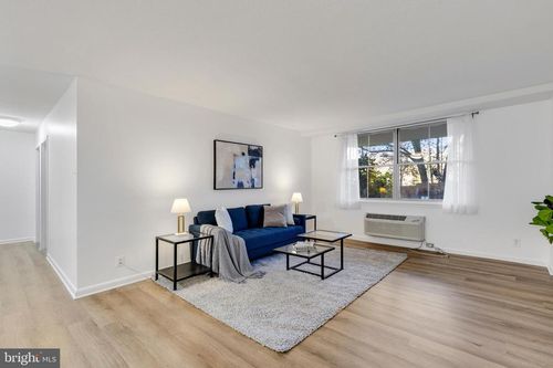 303-2030 N Adams St, ARLINGTON, VA, 22201-3737 | Card Image