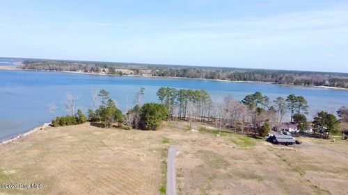 2405 Temples Point Rd, Havelock, NC, 28532-8647 | Card Image