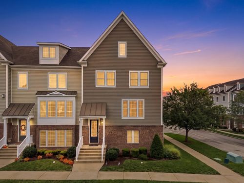 241 Riverfront St, Oakmont, PA, 15139-2184 | Card Image