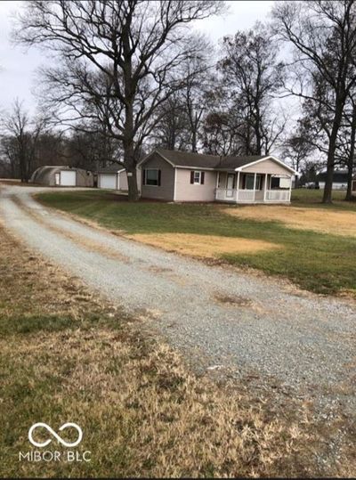 12600w cord550 s S County Road 550 S Avenue S, Home with 3 bedrooms, 1 bathrooms and null parking in Daleville IN | Image 1