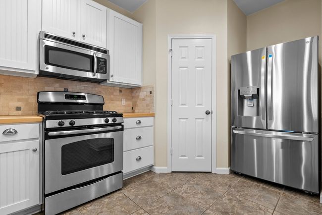 Kitchen | Image 26
