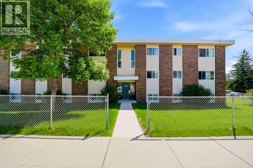 6464 Travois Cres Nw, Calgary, AB, T2K3S9 | Card Image