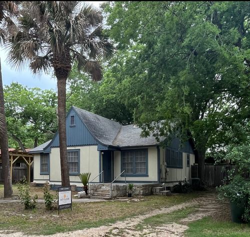 a-510 Harvey St, San Marcos, TX, 78666-4402 | Card Image