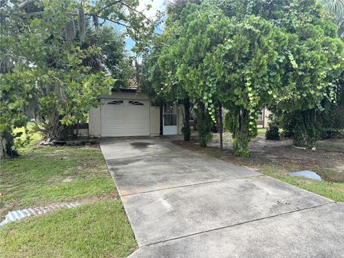 306 Oak Lane Pass, Ocala, FL, 34472-9340 | Card Image