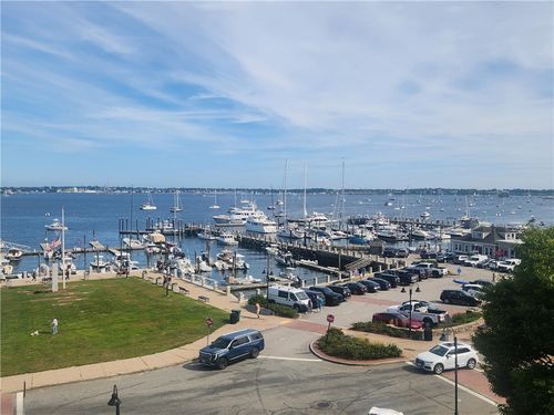 4e-53 Conanicus Ave, Jamestown, RI, 02835-4804 | Card Image