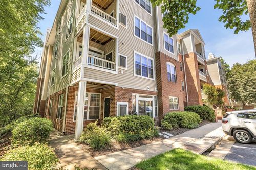 4210-c-4210 Mozart Brigade Ln, FAIRFAX, VA, 22033-3906 | Card Image
