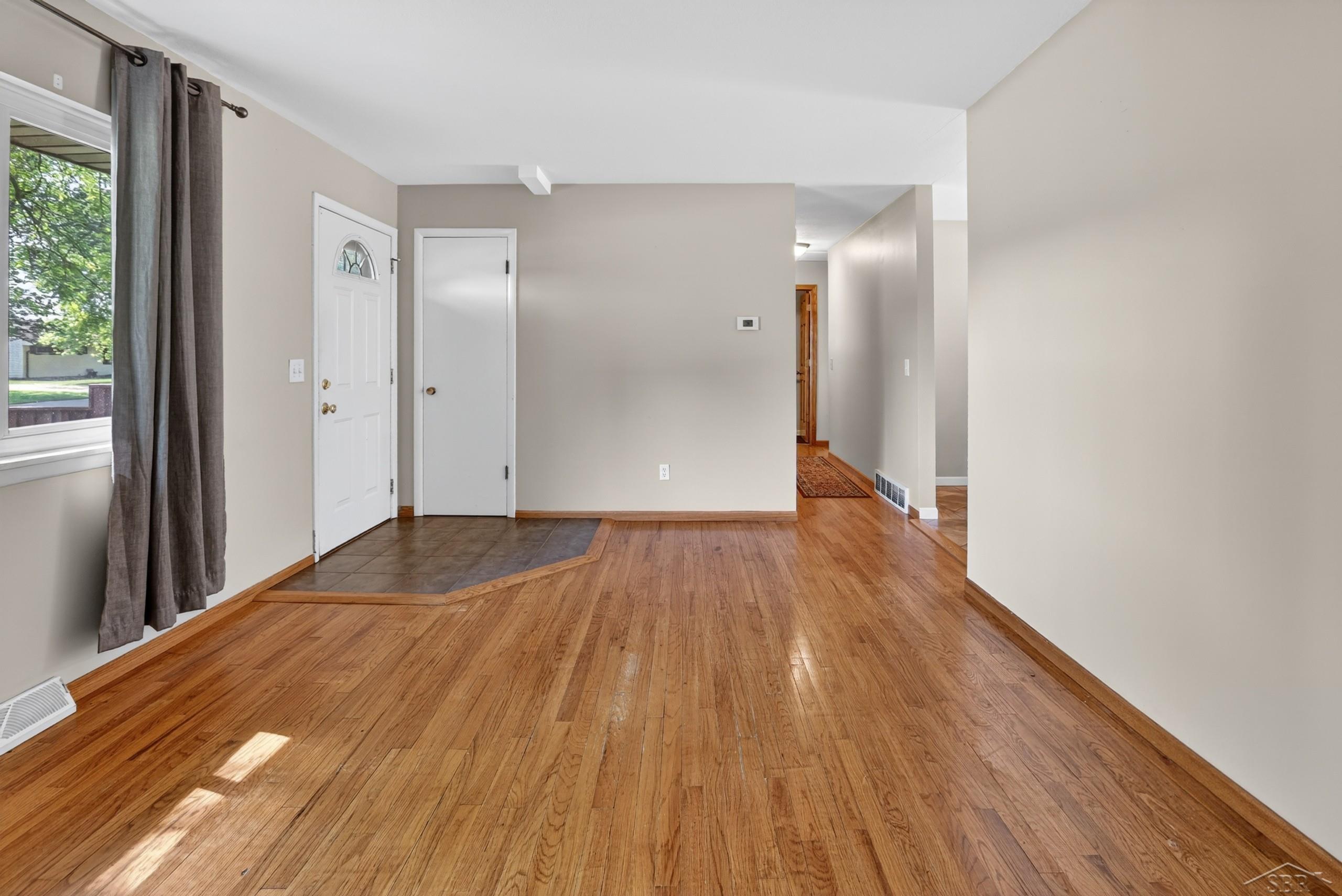 Residential in Saginaw Charter Township 3