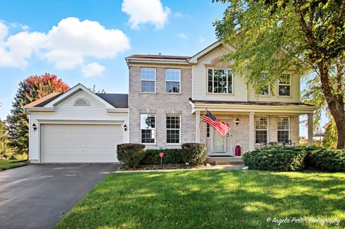 6411 Longford Dr, McHenry, IL, 60050-8069 | Card Image