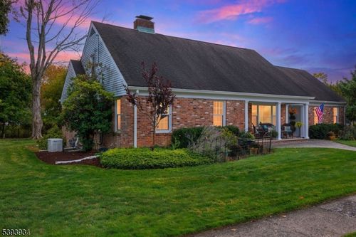 90 Suncrest Ave, North Haledon, NJ, 07508-2445 | Card Image