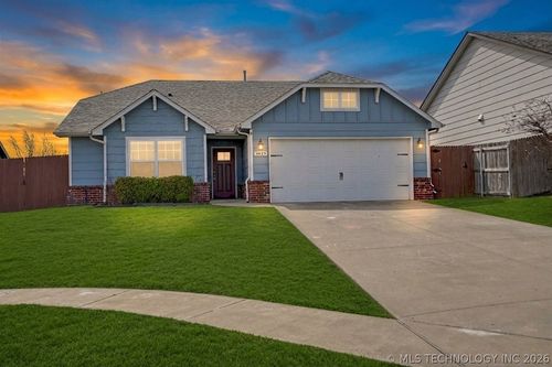 3425 Plymouth Pl, Broken Arrow, OK, 74014-2054 | Card Image