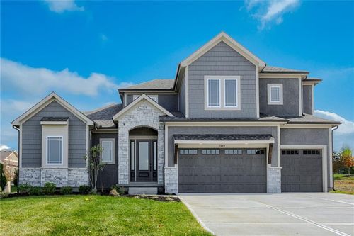 2416 W 179th St, Overland Park, KS, 66085-9021 | Card Image