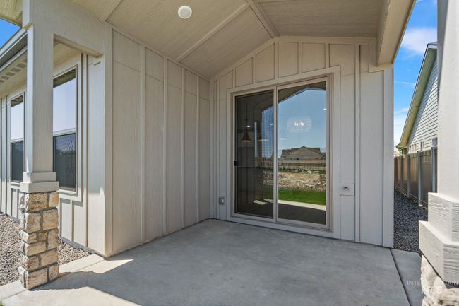1724 N Black Elm Ln, House other with 4 bedrooms, 3 bathrooms and 2 parking in Star ID | Image 6
