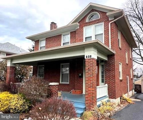 232 E Irvin Ave, HAGERSTOWN, MD, 21742-3402 | Card Image