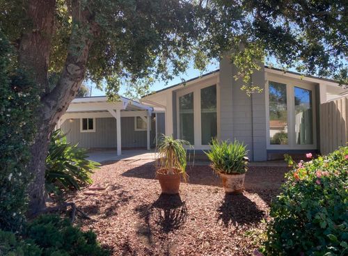 832 Grove Ln, Santa Barbara, CA, 93105-2434 | Card Image